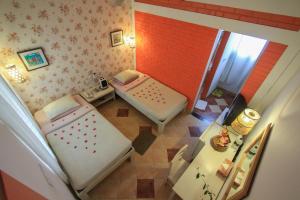 Twin Regular (Hotel Building)